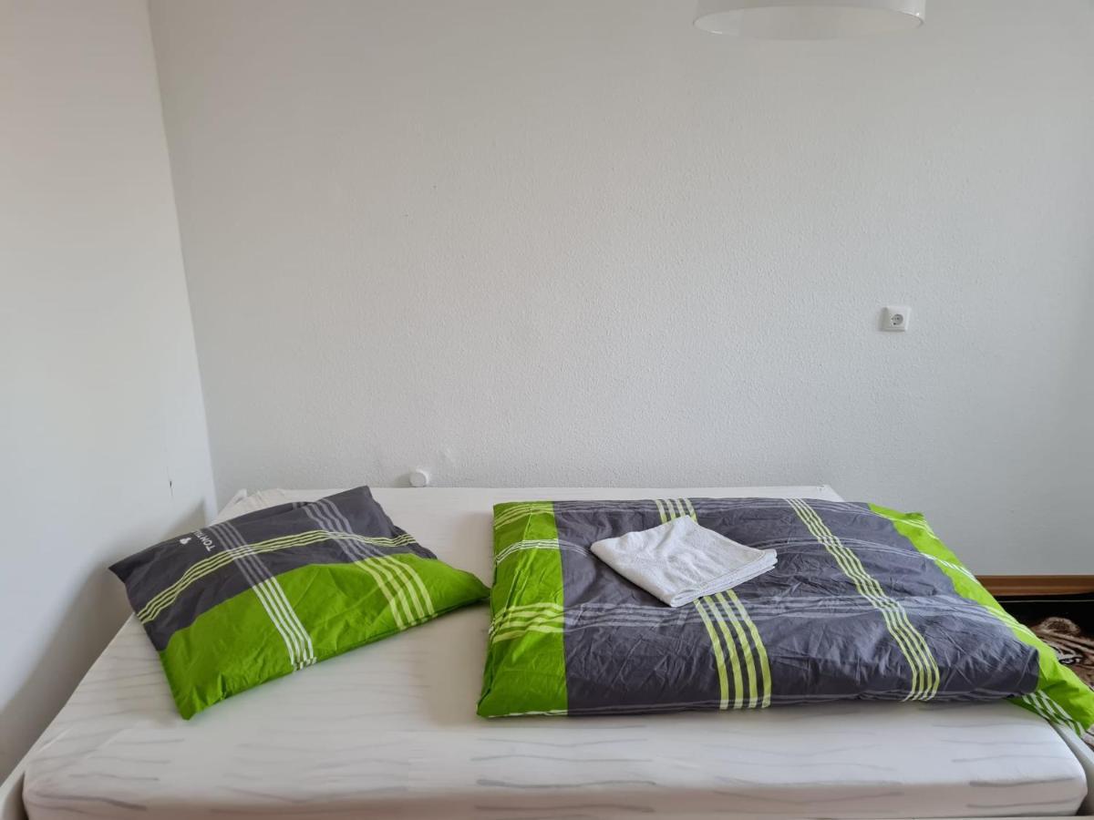 Ruhige Und Erholsame Wohnung Mit Balkon Göttingen Exterior foto